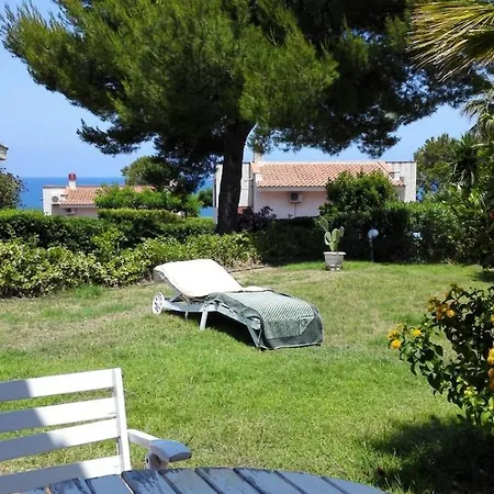 Ciclamino By The Sea In Cefalu فيلة *