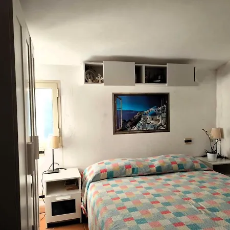 Ciclamino By The Sea In Cefalu لاسكاري