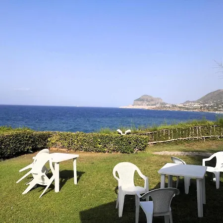 Villa Ciclamino By The Sea In Cefalu
