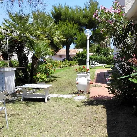 Ciclamino By The Sea In Cefalu فيلة *