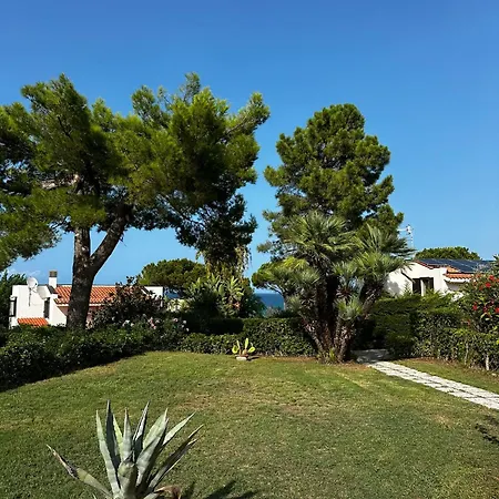 Villa Ciclamino By The Sea In Cefalu Lascari